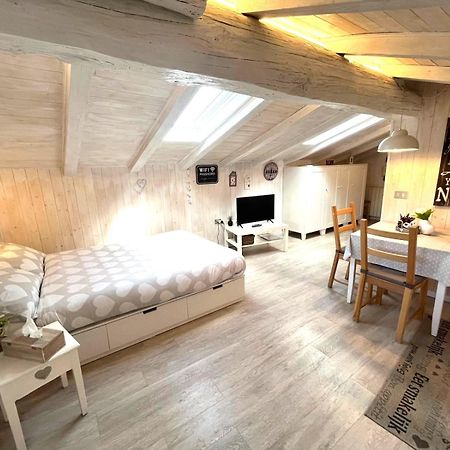 Il Piccolo Loft Nel Cuore Antico Di Aosta - You & Me Case Vacanza Eksteriør bilde